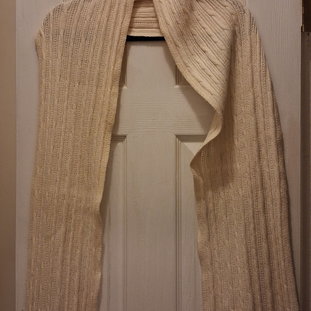 Cream Ribbed Knit Scarf
